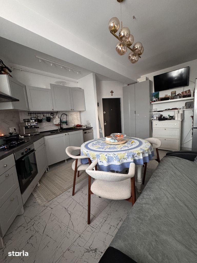 Vand Apartament 2 camere