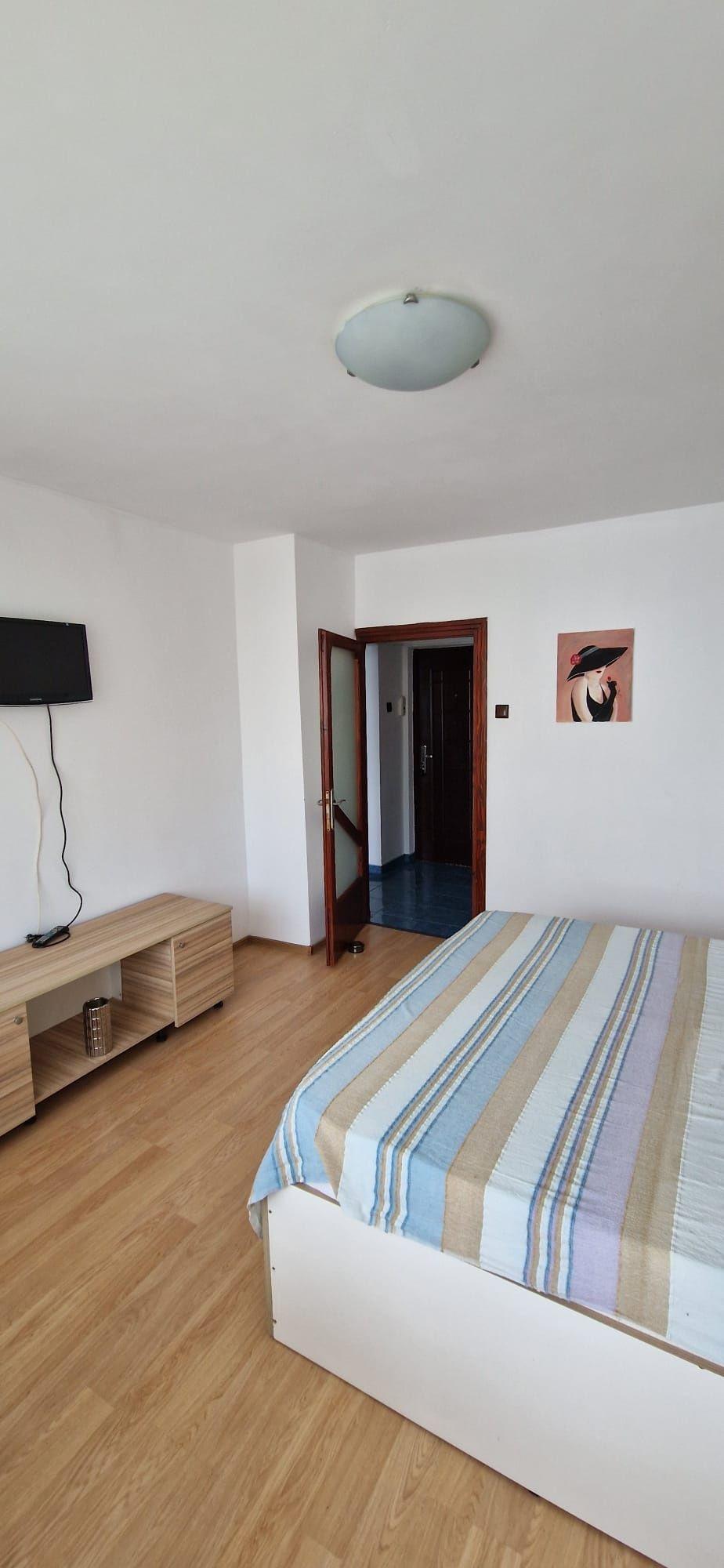 Garsonieră modernă de închiriat – zona Mărăței, Piatra-Neamț