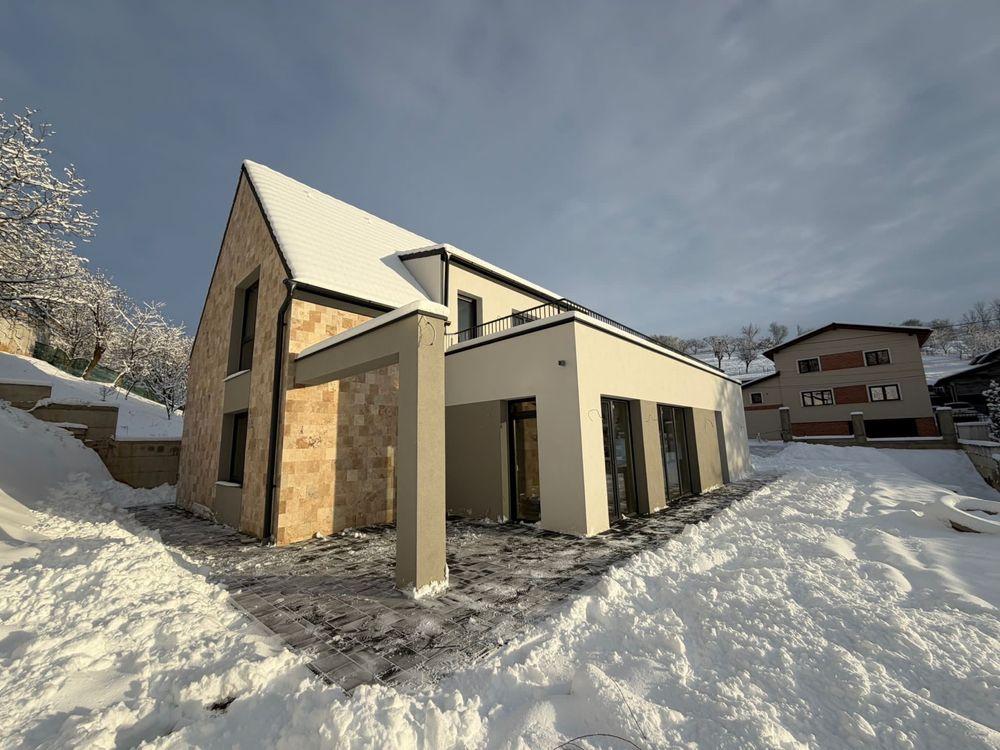 Persoana fizica vand casa individuala in Feleacu