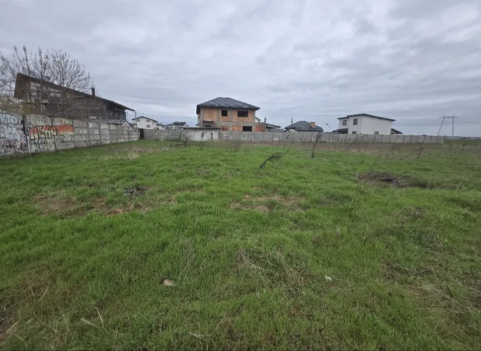 TEREN INTRAVILAN 422 MP   la mai putin de 900 m DE Metrou Tudor Arghezi |