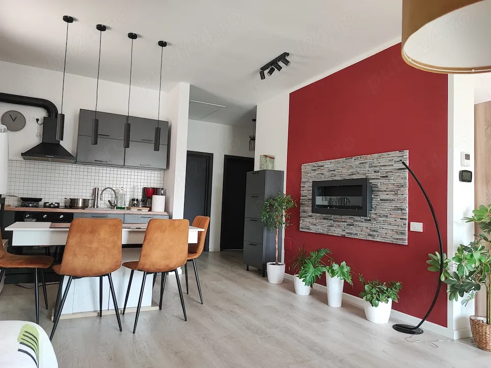 Domnești central, casa 4 camere 120 mp, piscina, zona civilizata si linistita