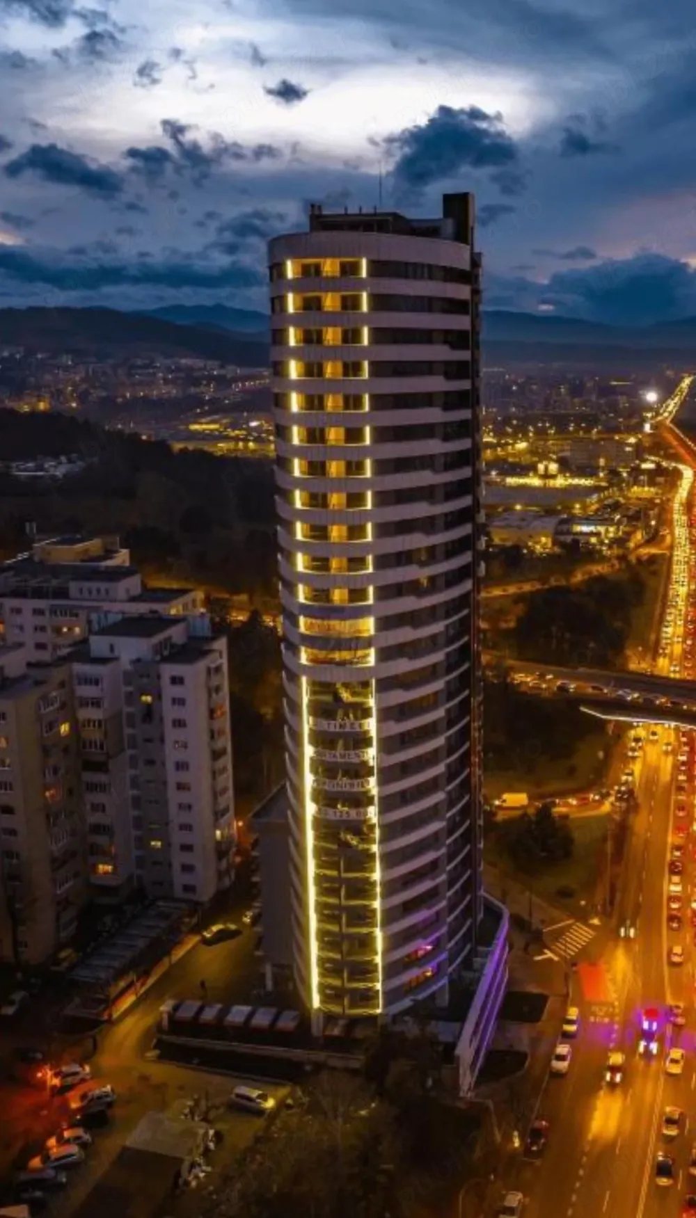 Proprietar apartament de inchiriat WEST CITY TOWER etaj 23 din 25