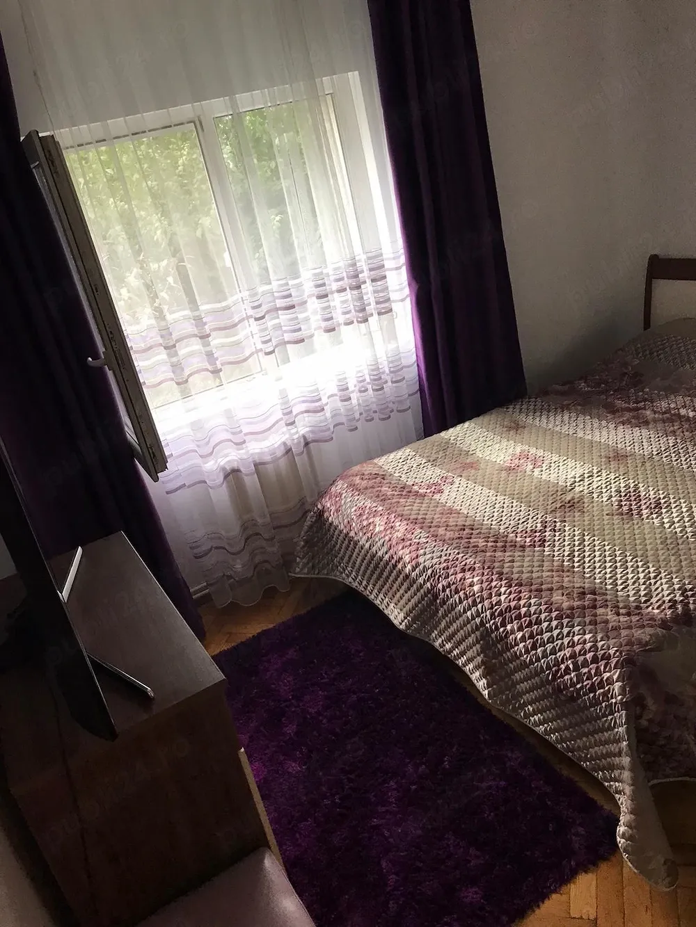 Închiriez apartament cu trei camere în Mănăștur str.tasnad