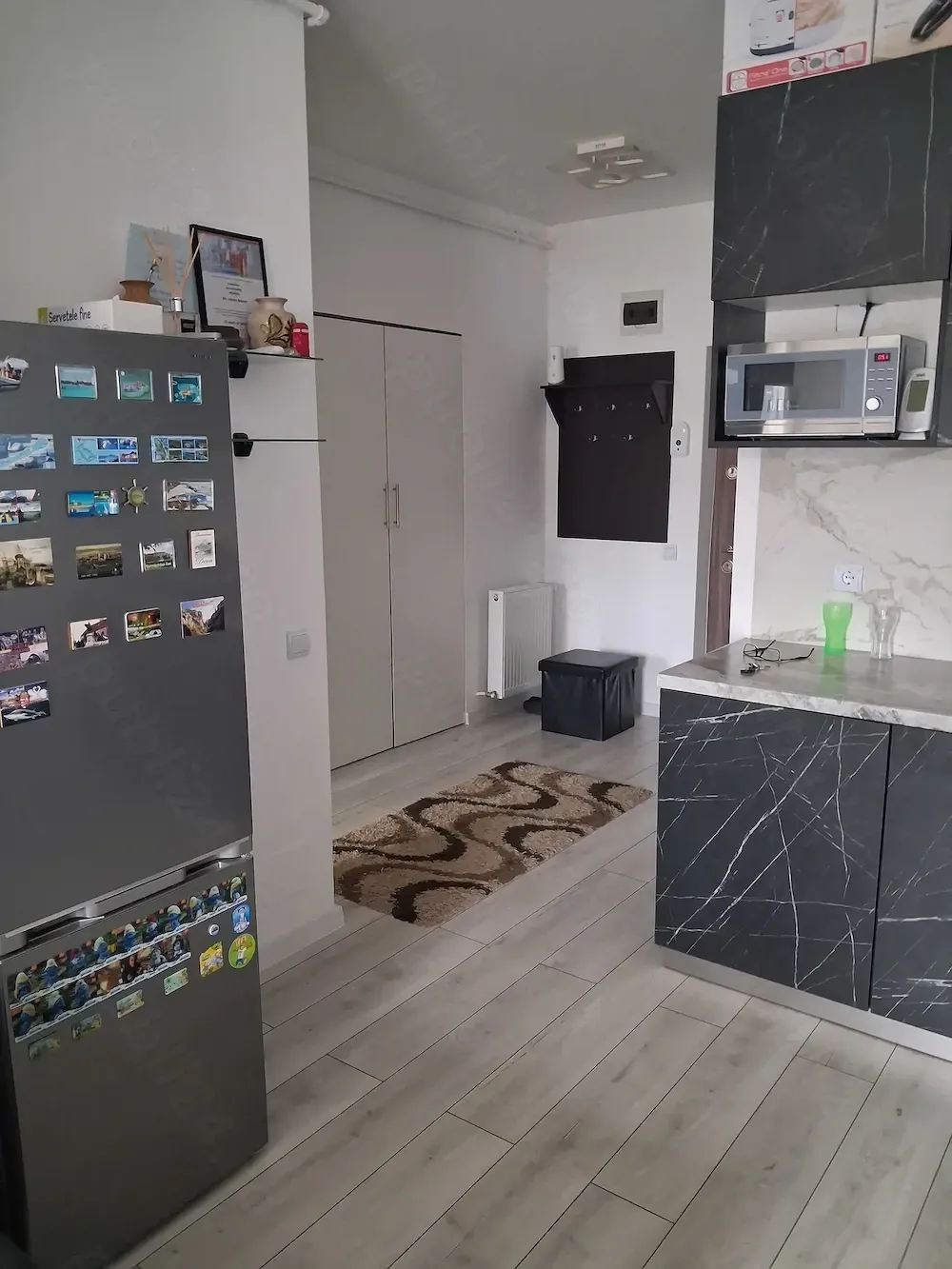 Pf. inchiriez apartament Floresti strada Abatorului