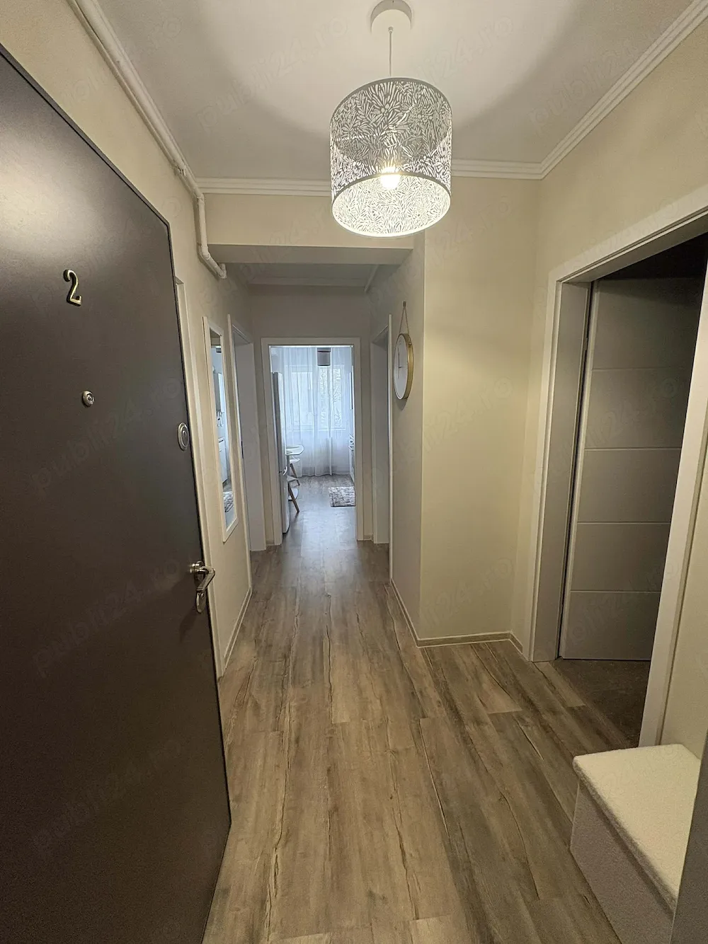 Închiriez apartament Florești
