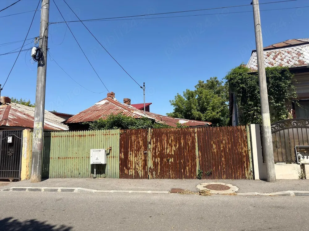 Casa batraneasca de vanzare   CRAIOVA, zona cantonament Universitatea Craiova