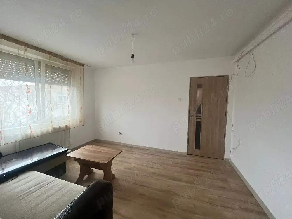 Inchiriez apartament 2 camere