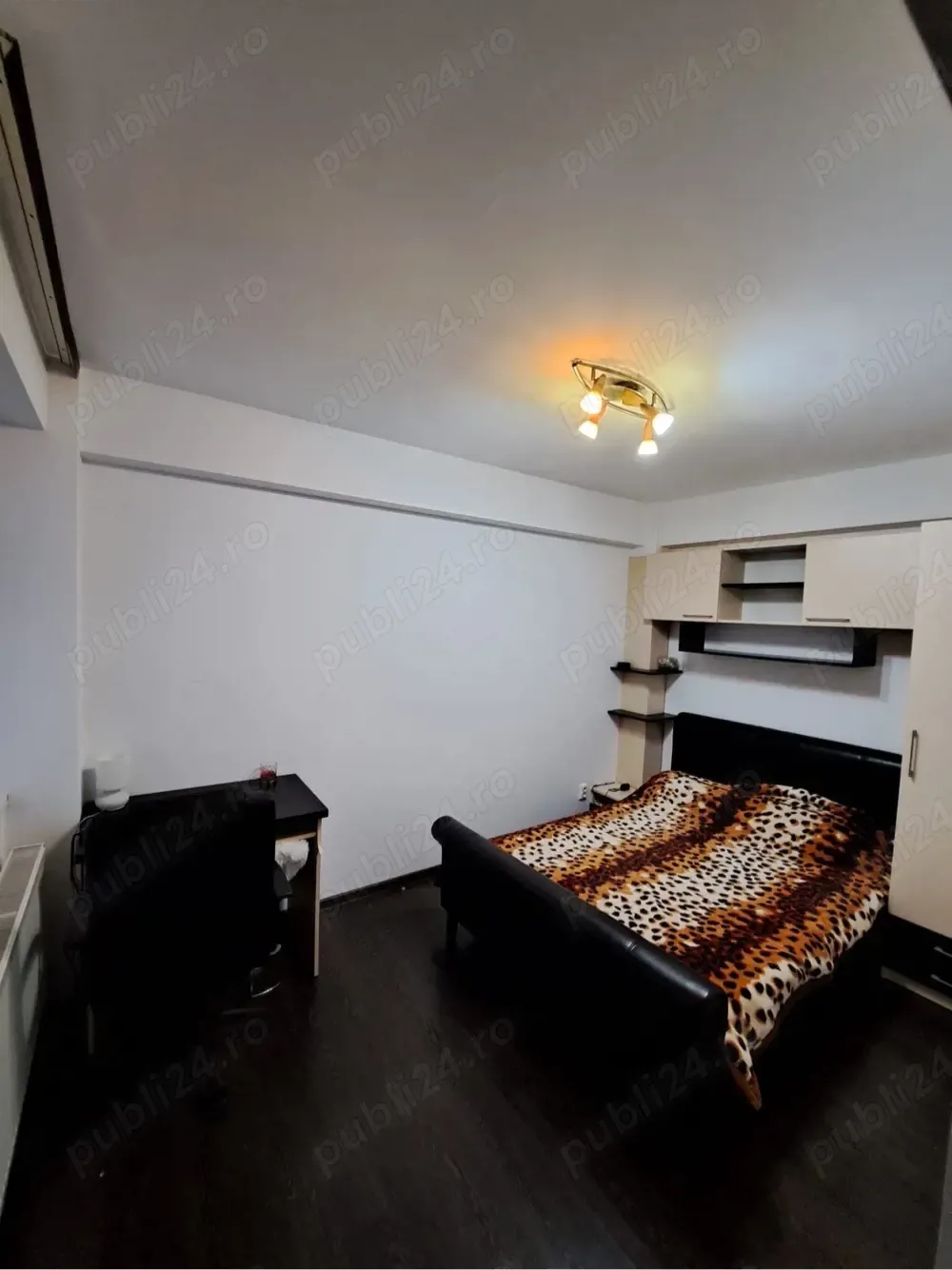 Apartament de închiriat - imagine 1