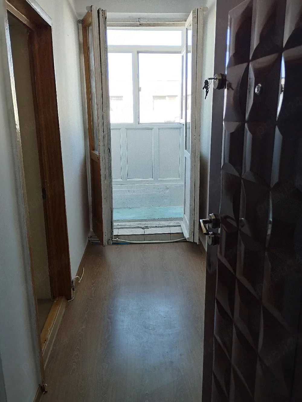 Persoană Fizică vînd Apartament 2 camere, decomandat, 54 mq, zona Frumoasa