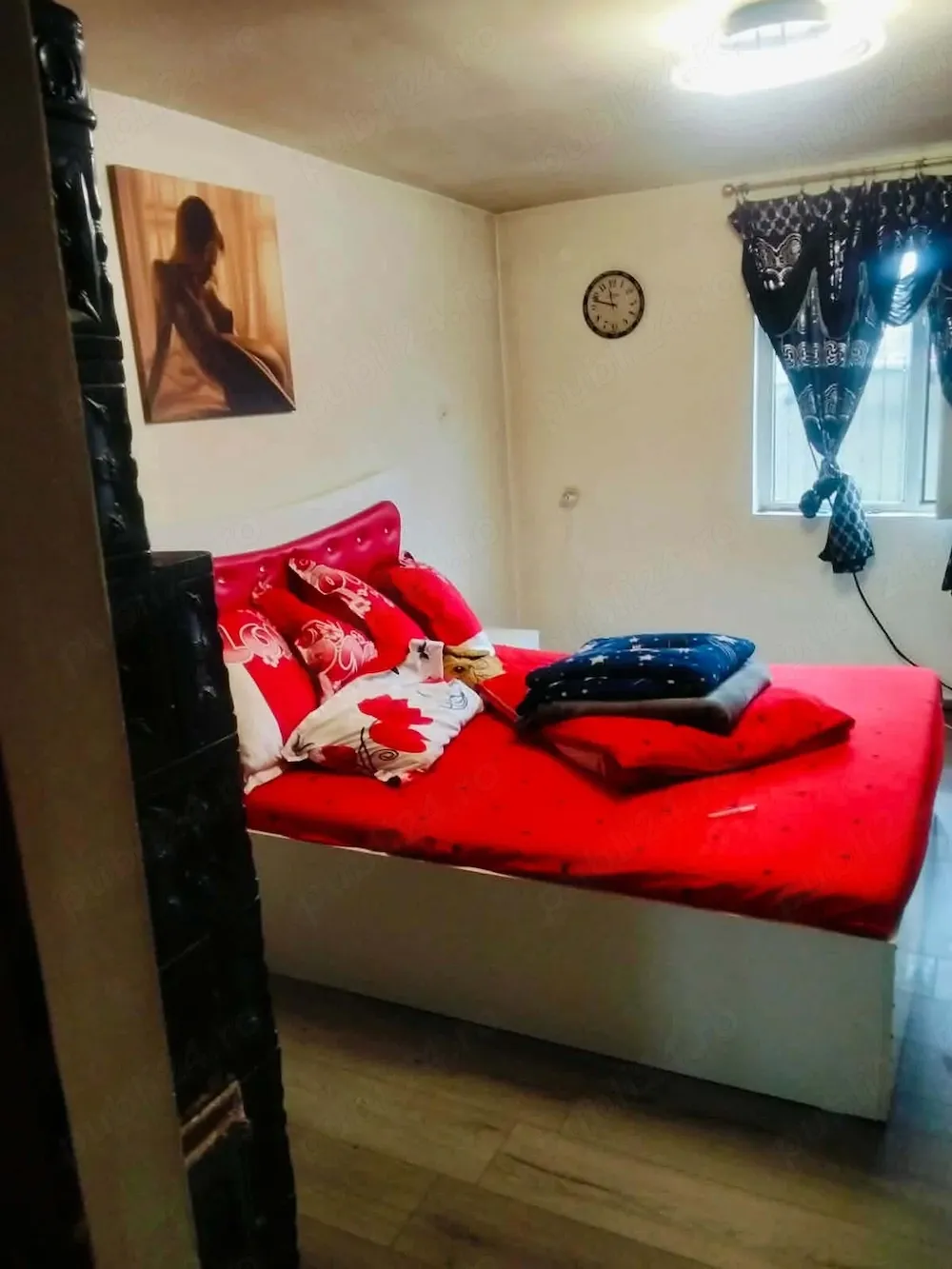 Vind casa popricani centru