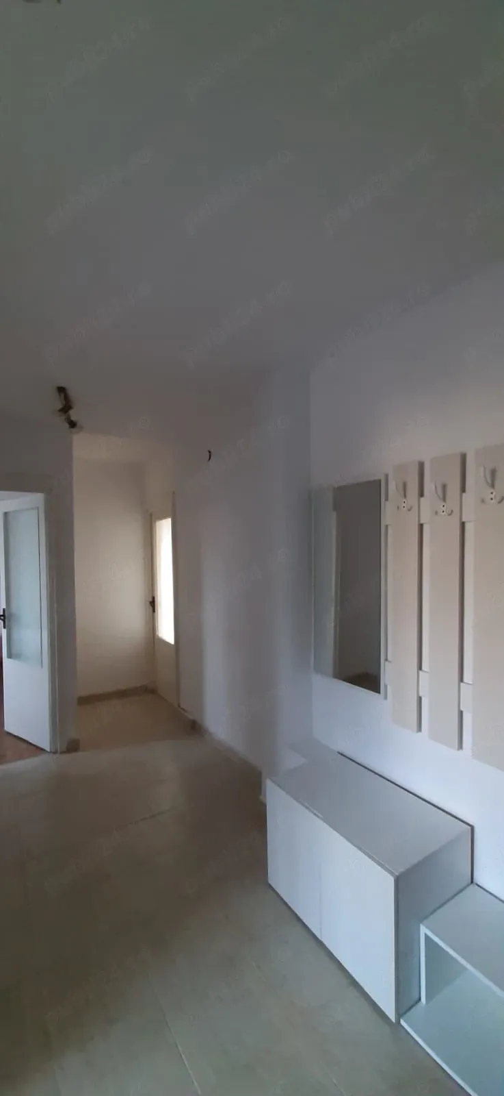 Apartament ultracentral, 2 camere, etaj 1, decomandat, utilat