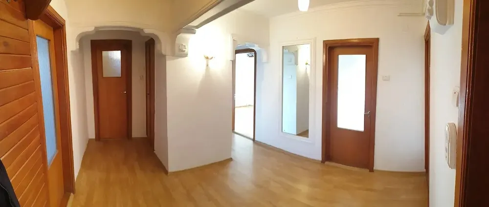 Închiriere apartament 3 camere, Râmnicu Vâlcea zona Calea lui Traian Bălcescu Episcopie