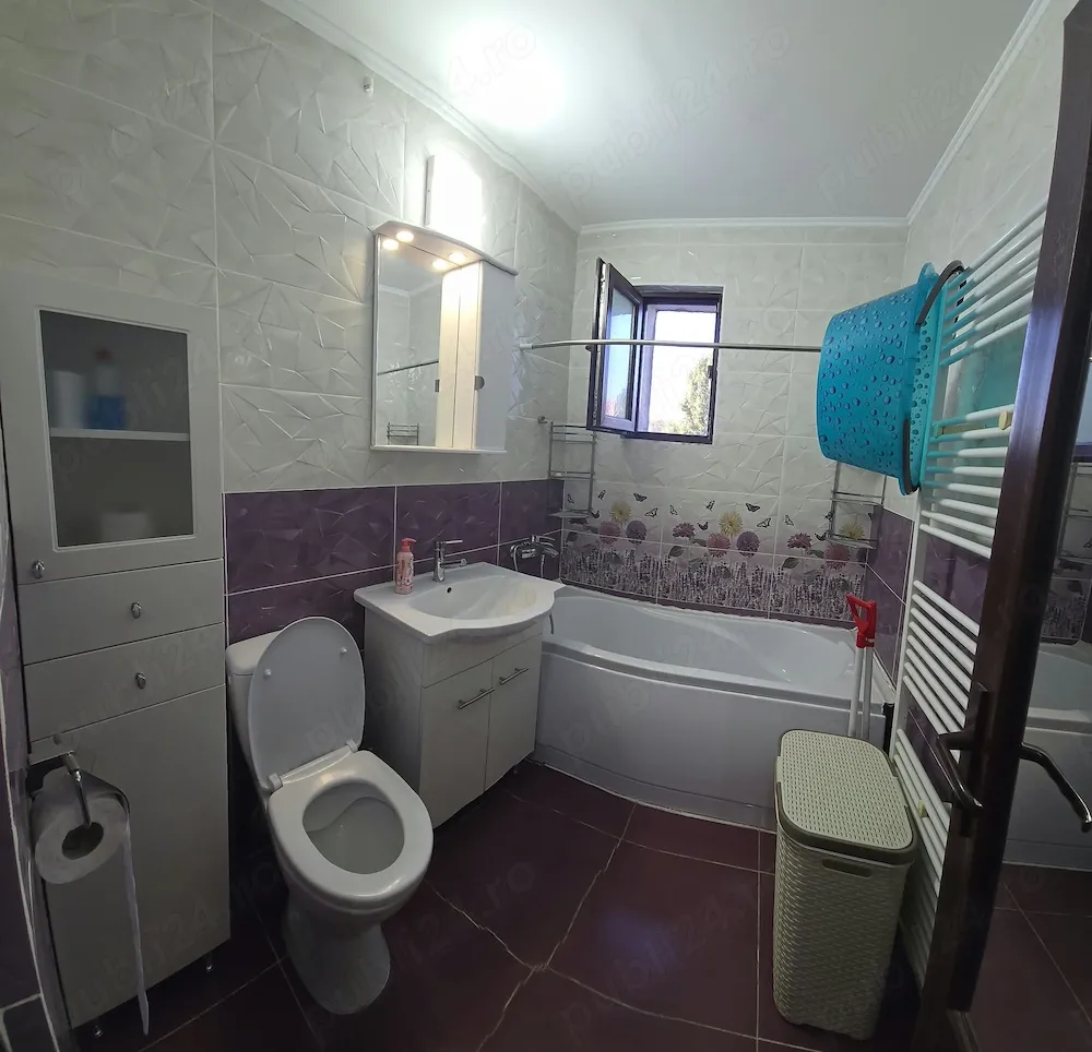Inchiriez apartament 2 camere semidecomandat