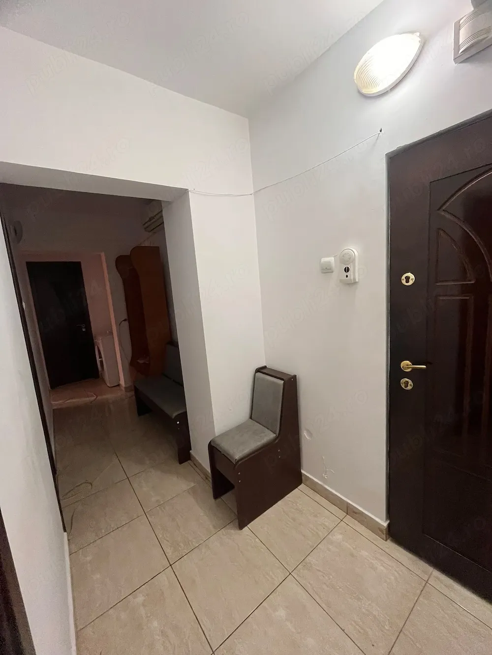 Inchiriez apartament de doua camere in Galati, zona Ireg, la strada, langa Luca (60mp)