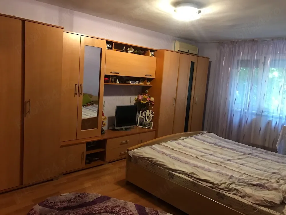 Ap spatios zona Uta decent mobilat si utilat