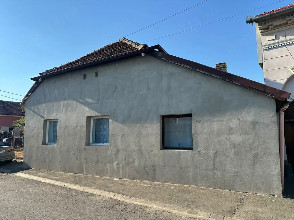 Casă spațioasă de 125 mp pe strada Badea Cârțan, Arad, zona Biserica Sârbească