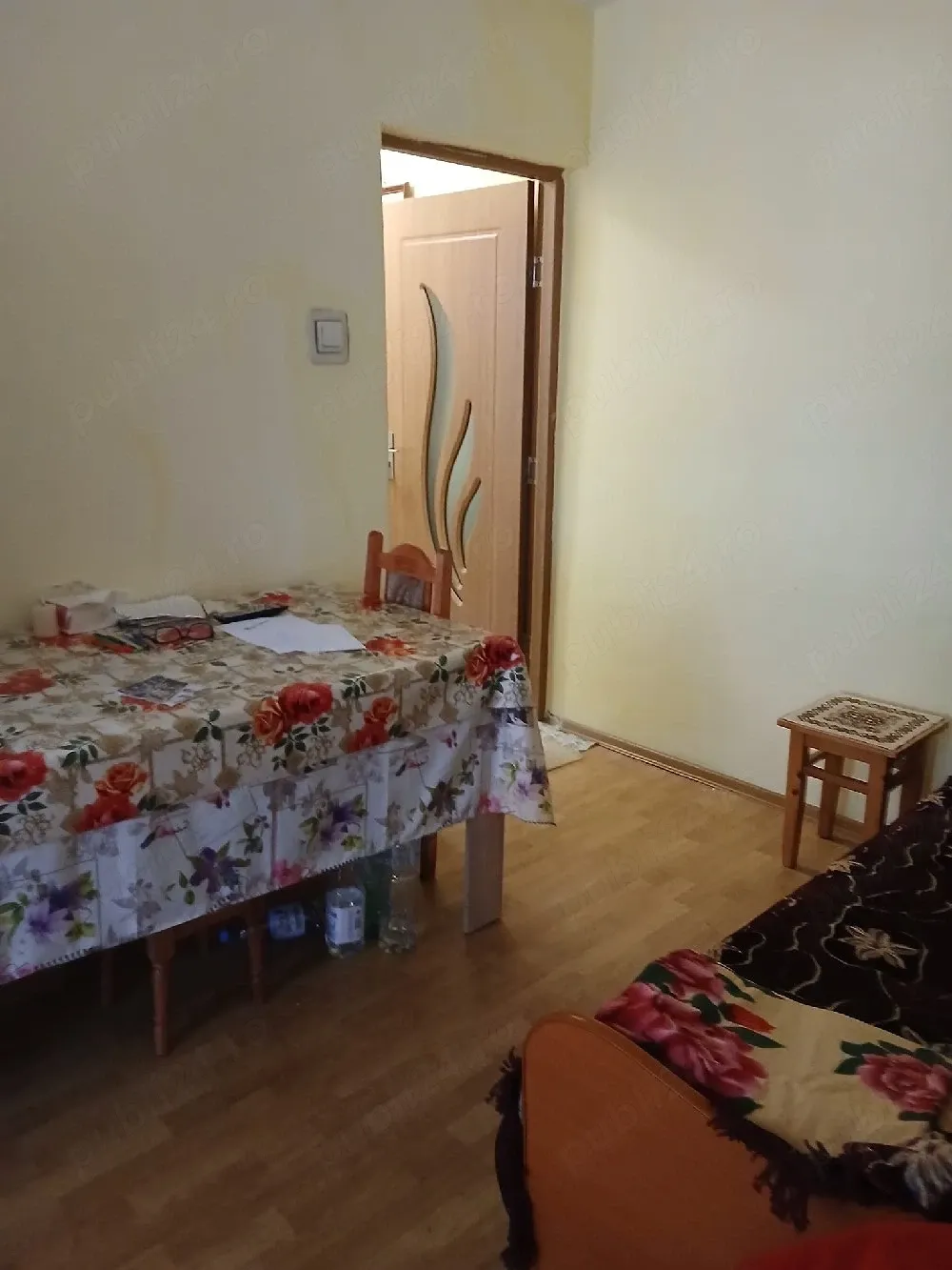 Vand Apartament 2 camere etaj 1 str.Lalelelor