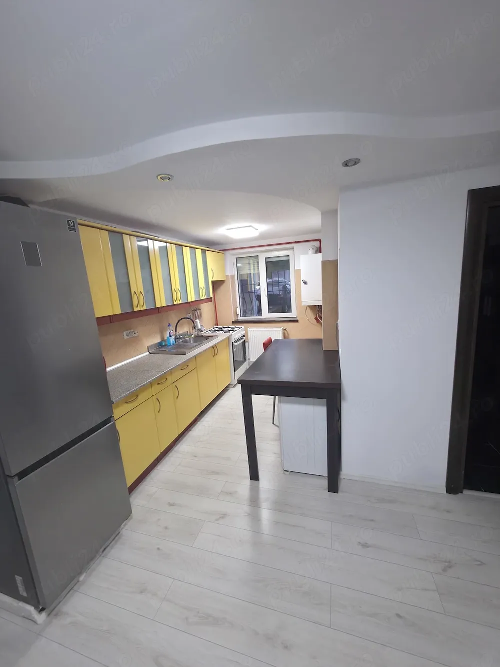 Vând apartament 2 camere decomandat