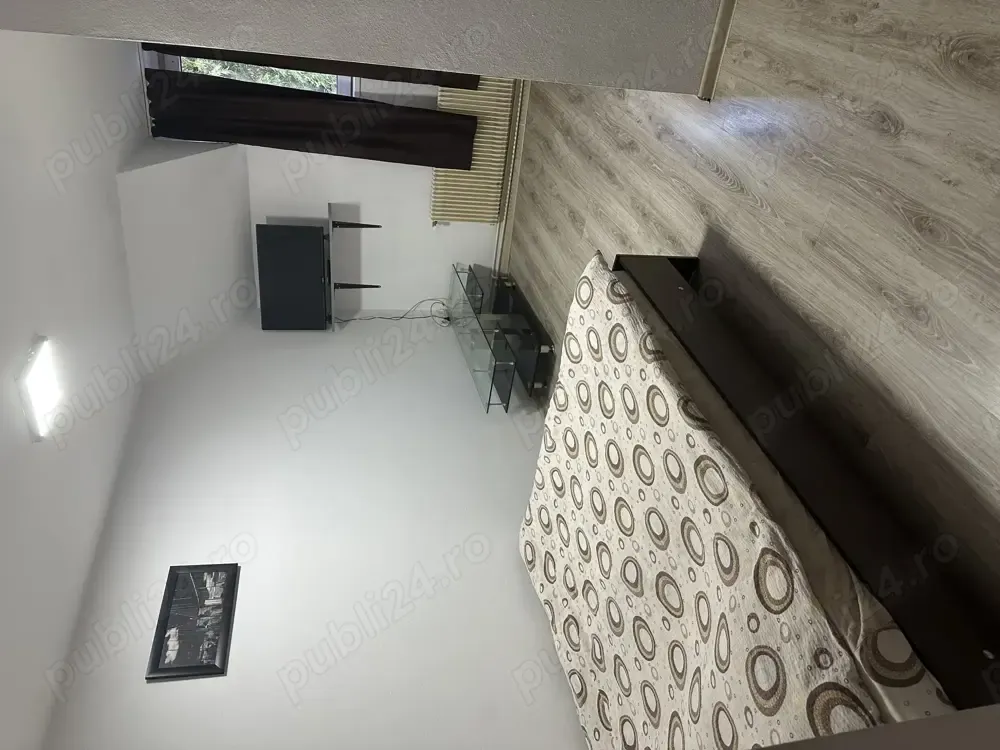 Inchiriez apartament cu 1 camera la casa