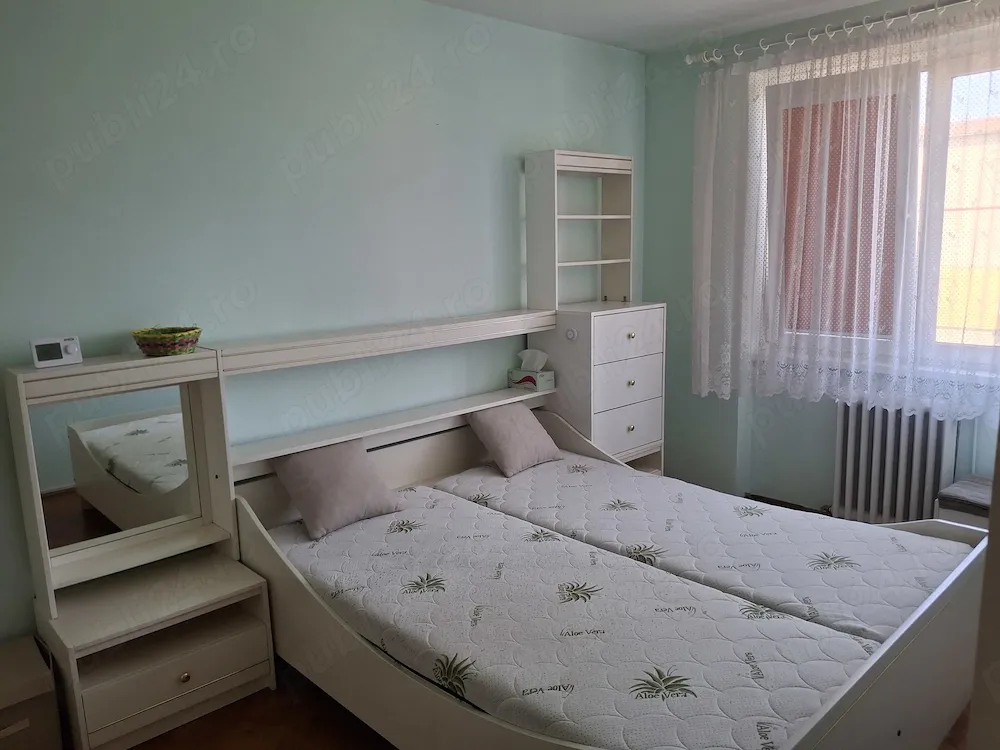 Inchiriez apartament 2 camere, confort 1, decomandat, central, etaj 3, zona Cedonia