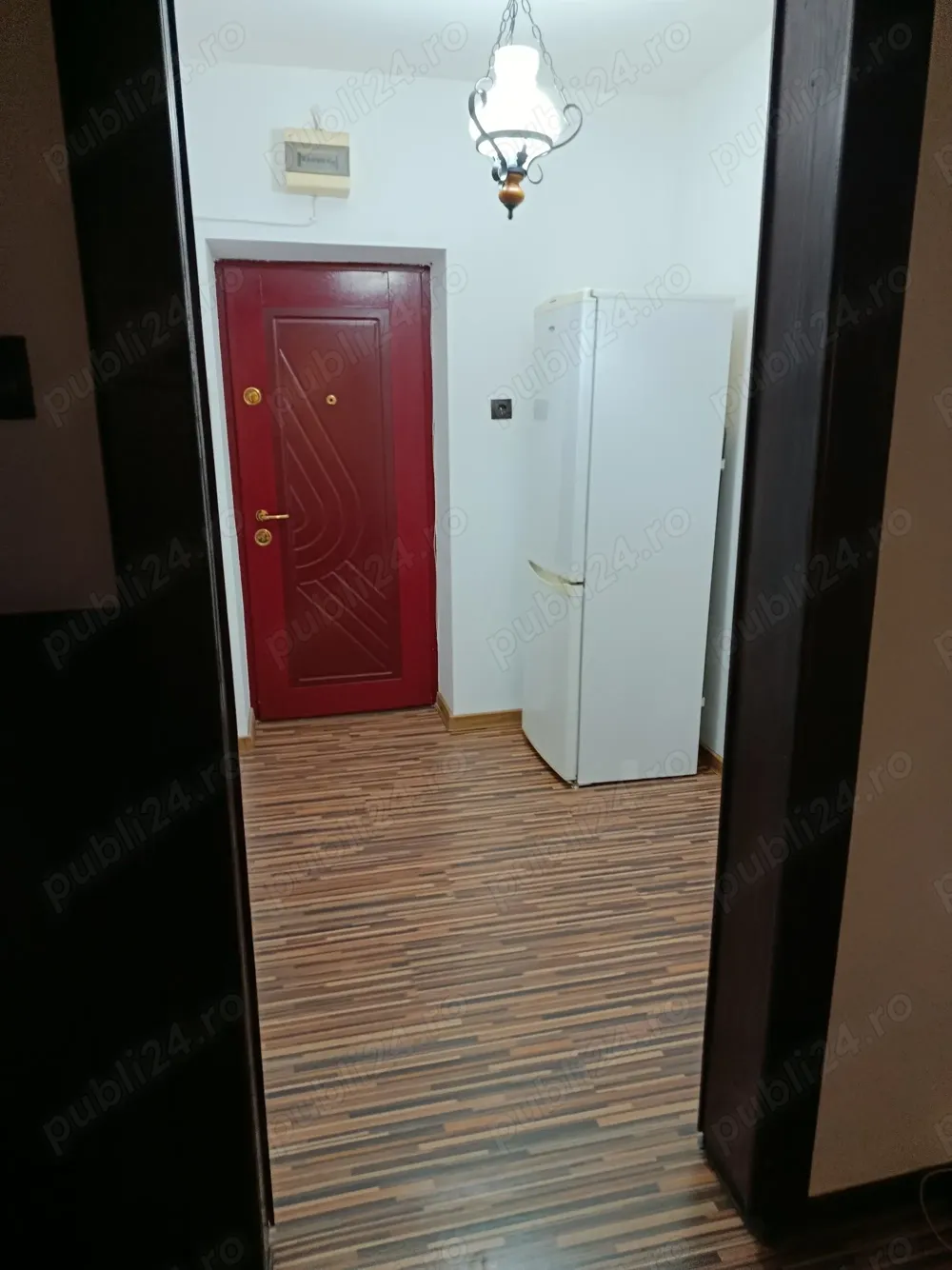 Apartament central de închiriat