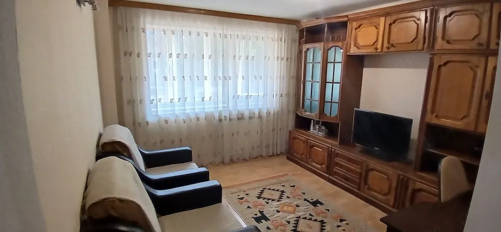 Inchiriez apartament 3 camere decomandate, zona NORDIC, Suceava