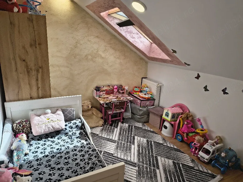 Apartament 2 camere, 65 mp, aer condiționat, bloc nou, BurdujeniApartament 2 camere de vânzare   65