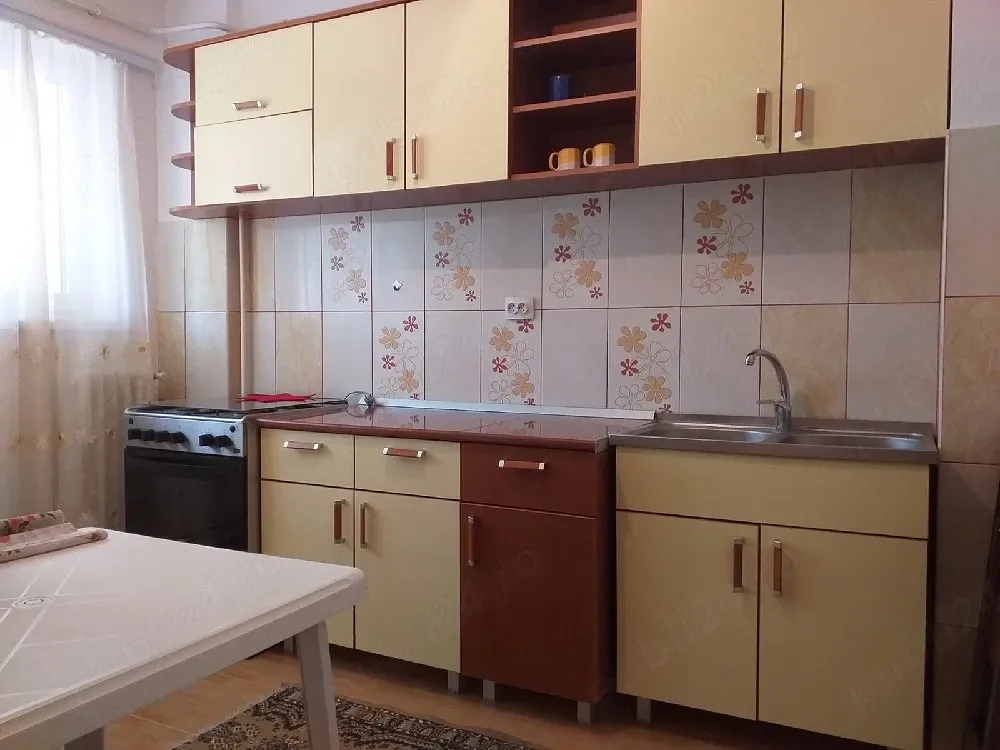 Apartament 2 camere decomandat ultracentral