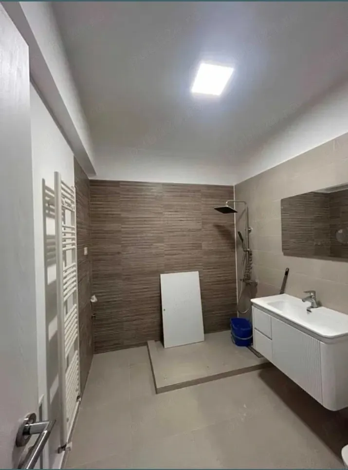 Inchiriere Apartament 2 camere Cartierul Latin Loc Parcare - imagine 1