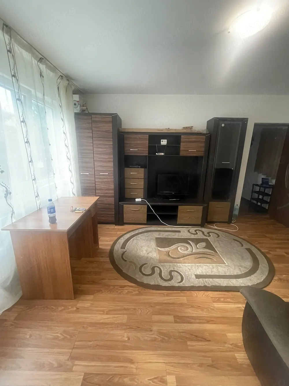 Închiriere apartament - imagine 1