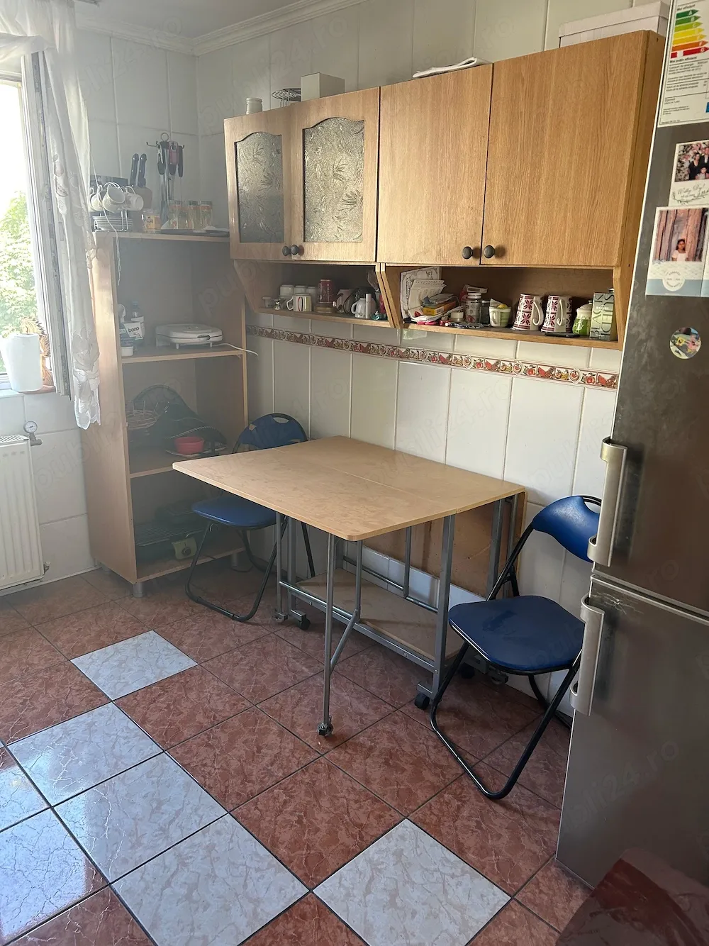 Închiriez apartament 3 camere zona Micro 6