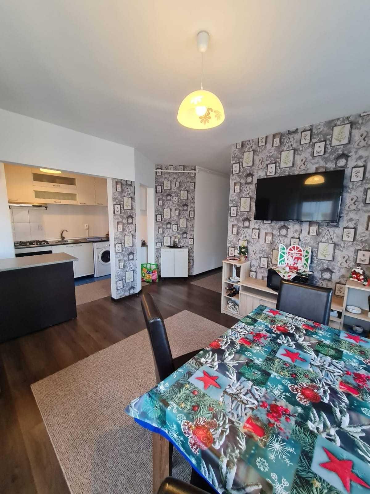 Ap 3 camere,et2/4,decomandat,finisat și utilat,parcare cu cf- Florești,jud Cluj