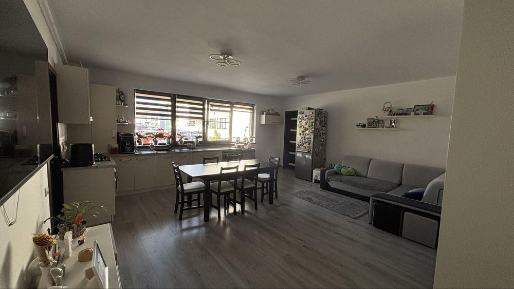 Apartament de vanzare - imagine 1