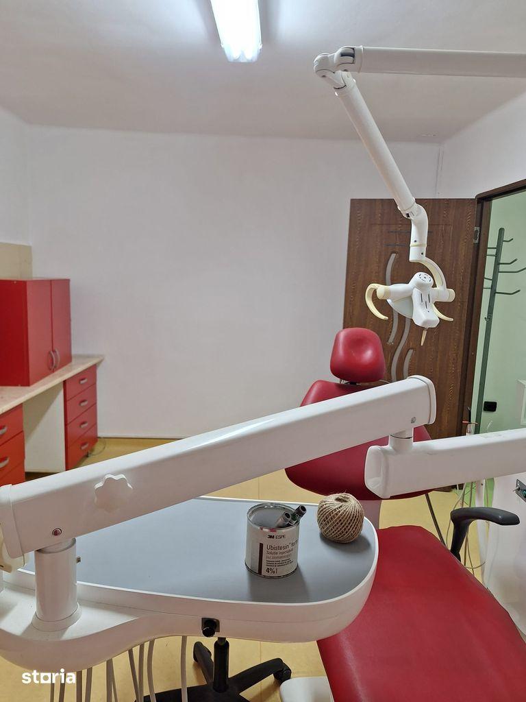 Vand apartament doua camere pe strada Horea,fost cabinet stomatologic
