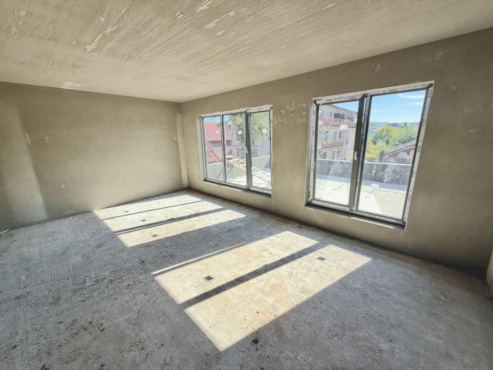 Apartament 3 camere, 71 mp + 54 mp terase, imobil tip vila, Marasti
