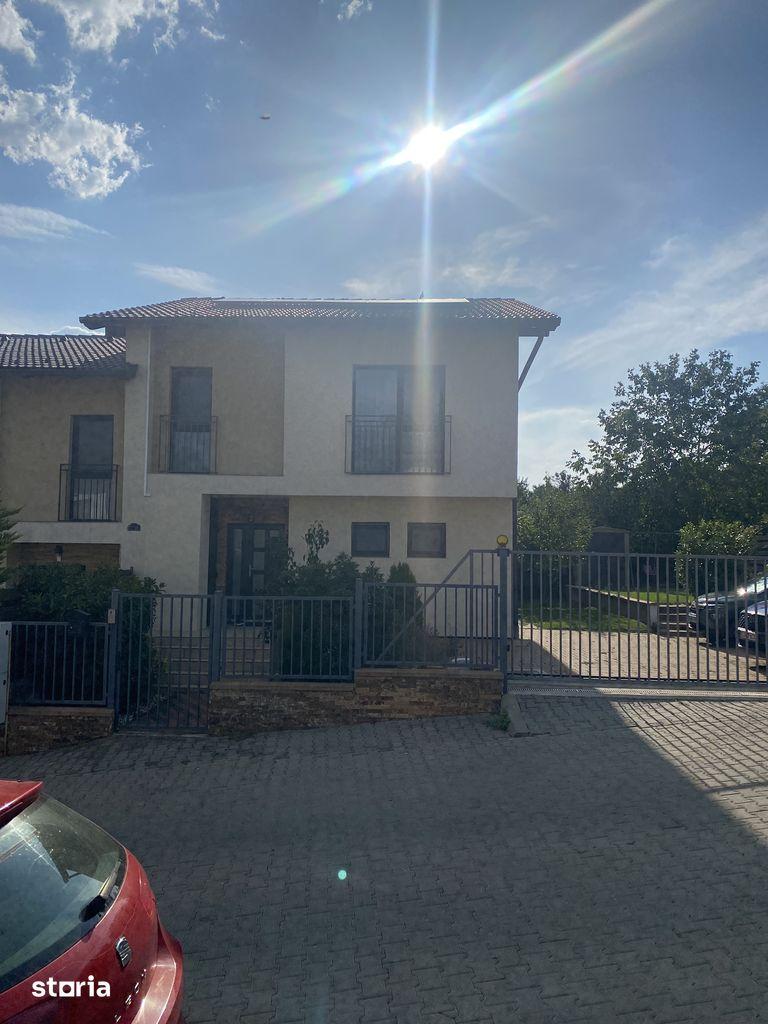 Pers Fizica-Casă Dâmbul Rotund – 112 mp, teren 362 mp, 3 bai, p.solare