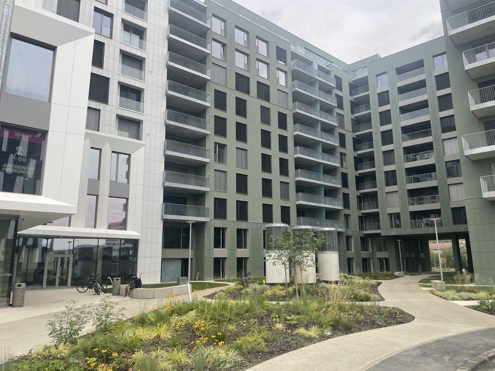 De inchiriat spatiu comercial 130 mp complex ERA