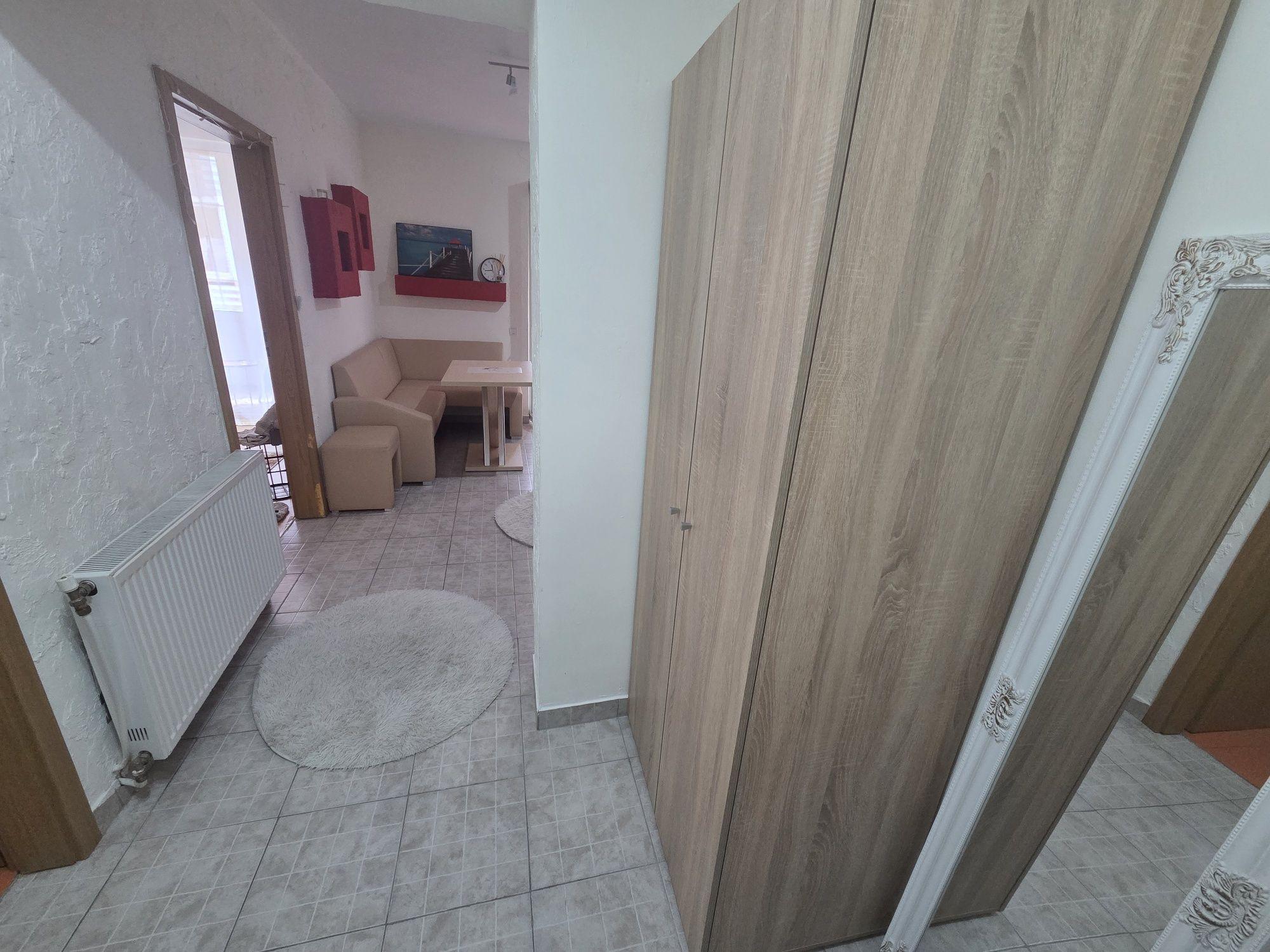 Închiriez apartament 1 cameră