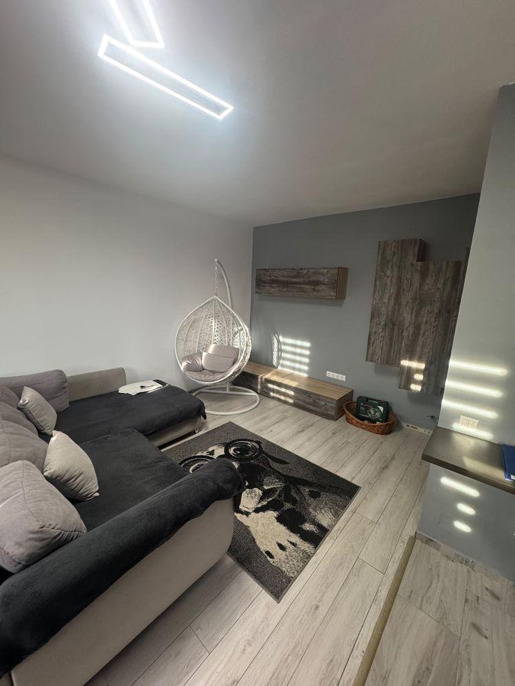 Inchiriez apartament Florești