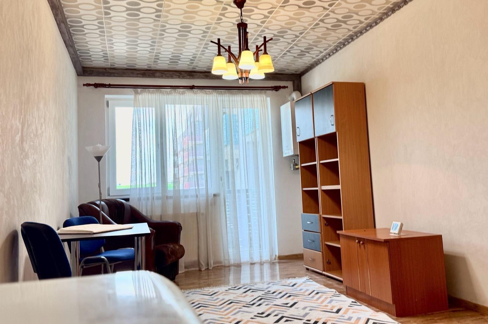 PF, închiriez apartament 3 camere (2 dormitoare) zona Metro