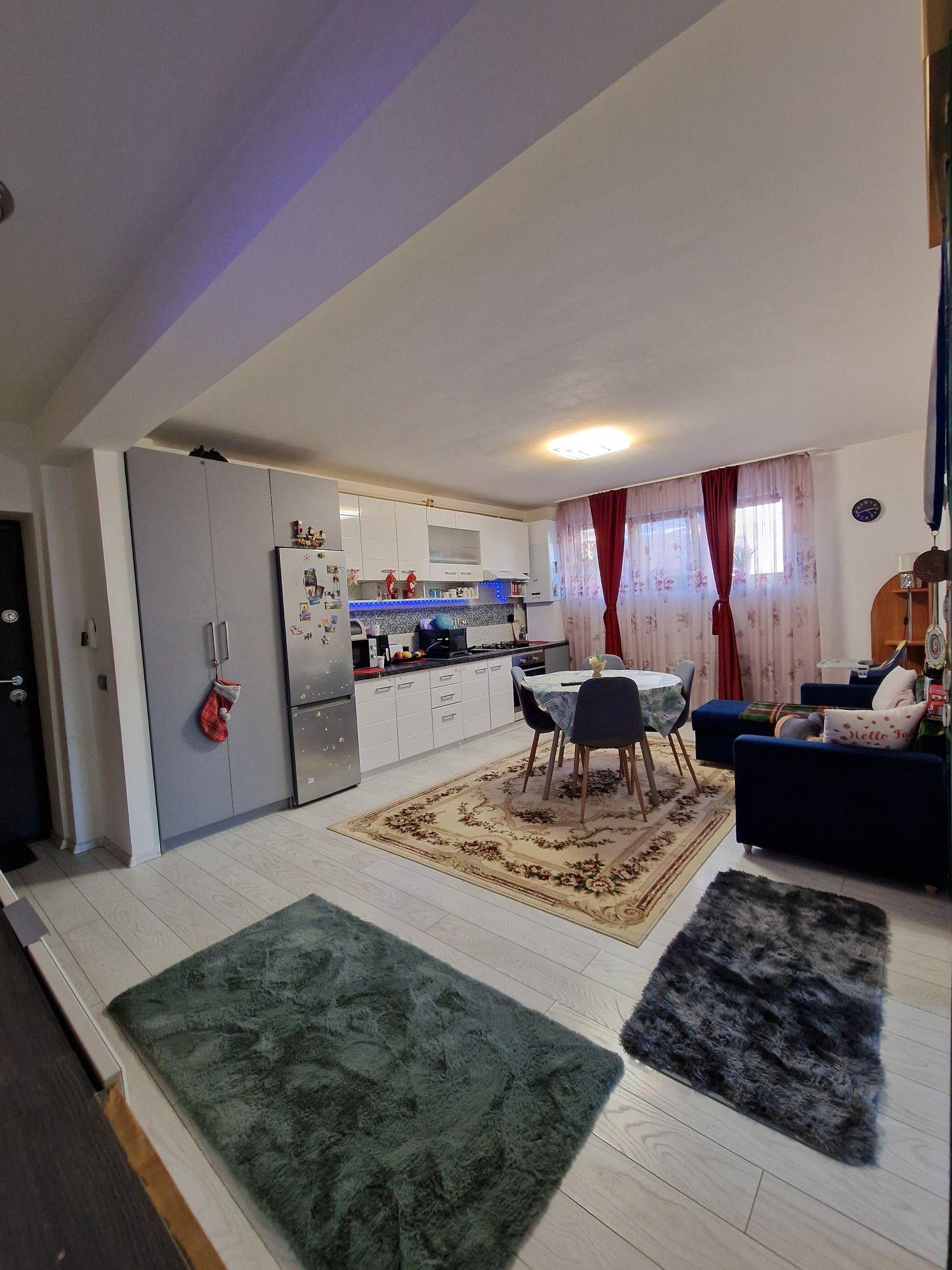 Apartamet 3 camere 80.000 euro persoana fizica - imagine 1