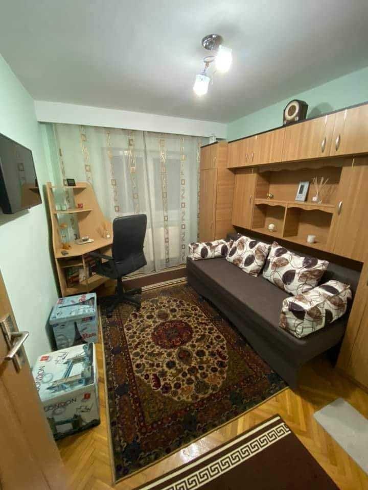 Inchiriere camera in apartament
