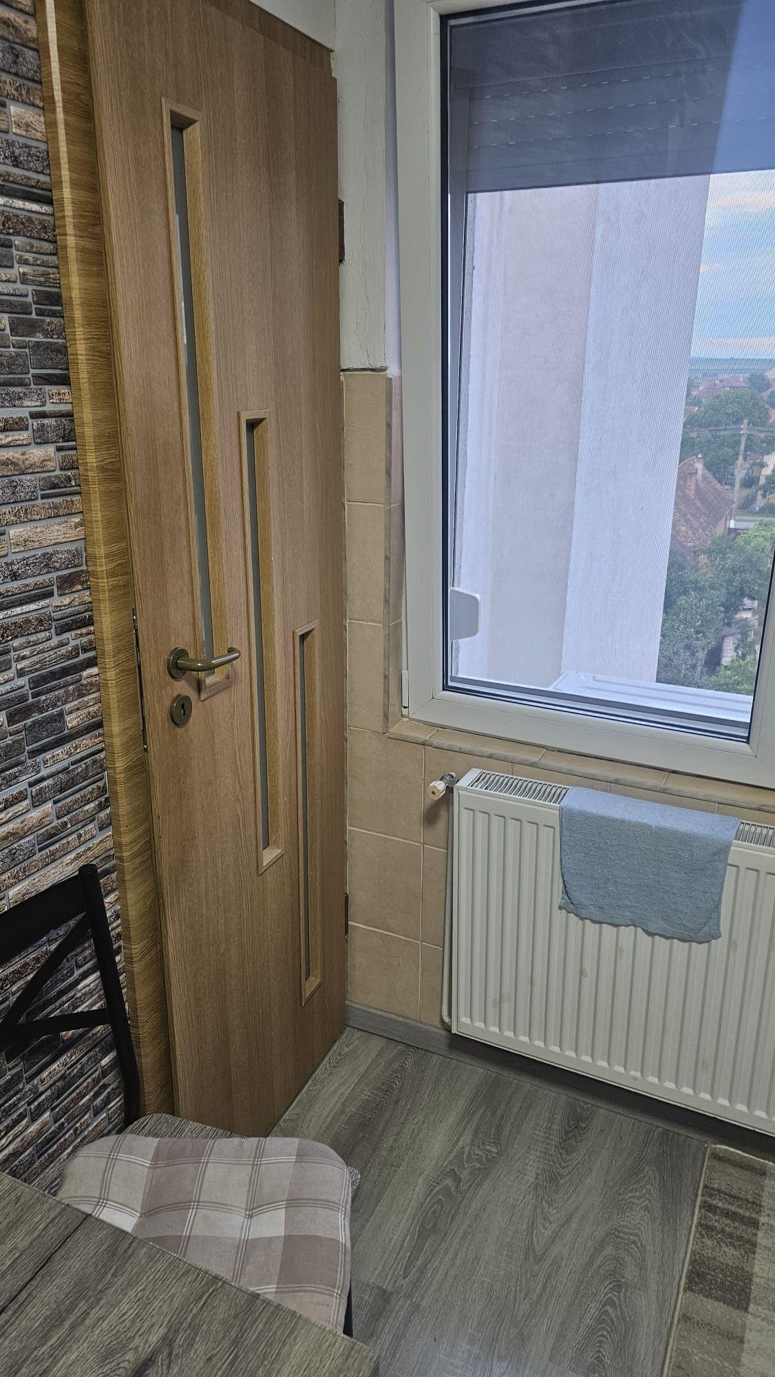 Apartament cu 2 camere - imagine 1