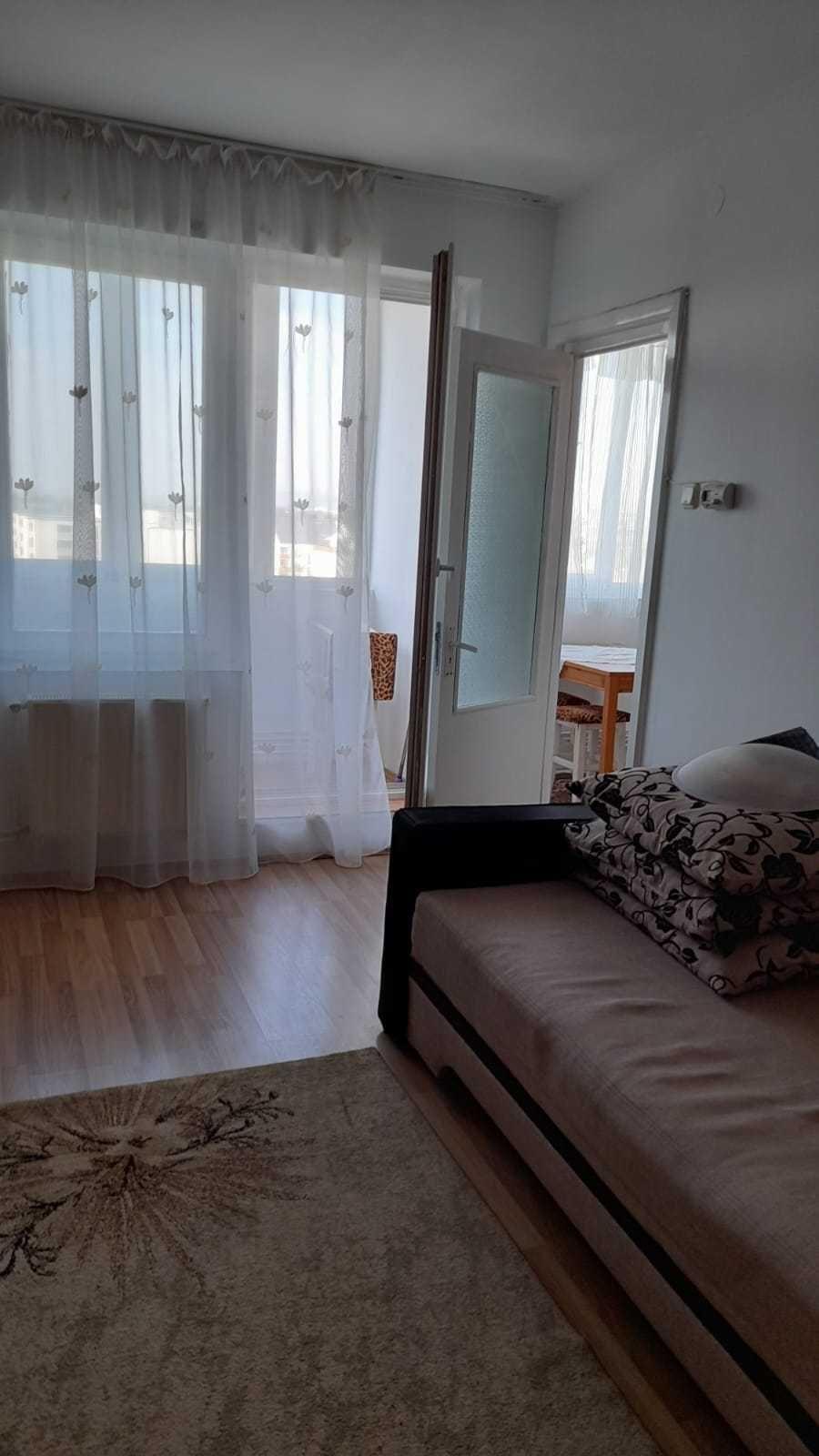 Garsoniera de inchiriat Unirii