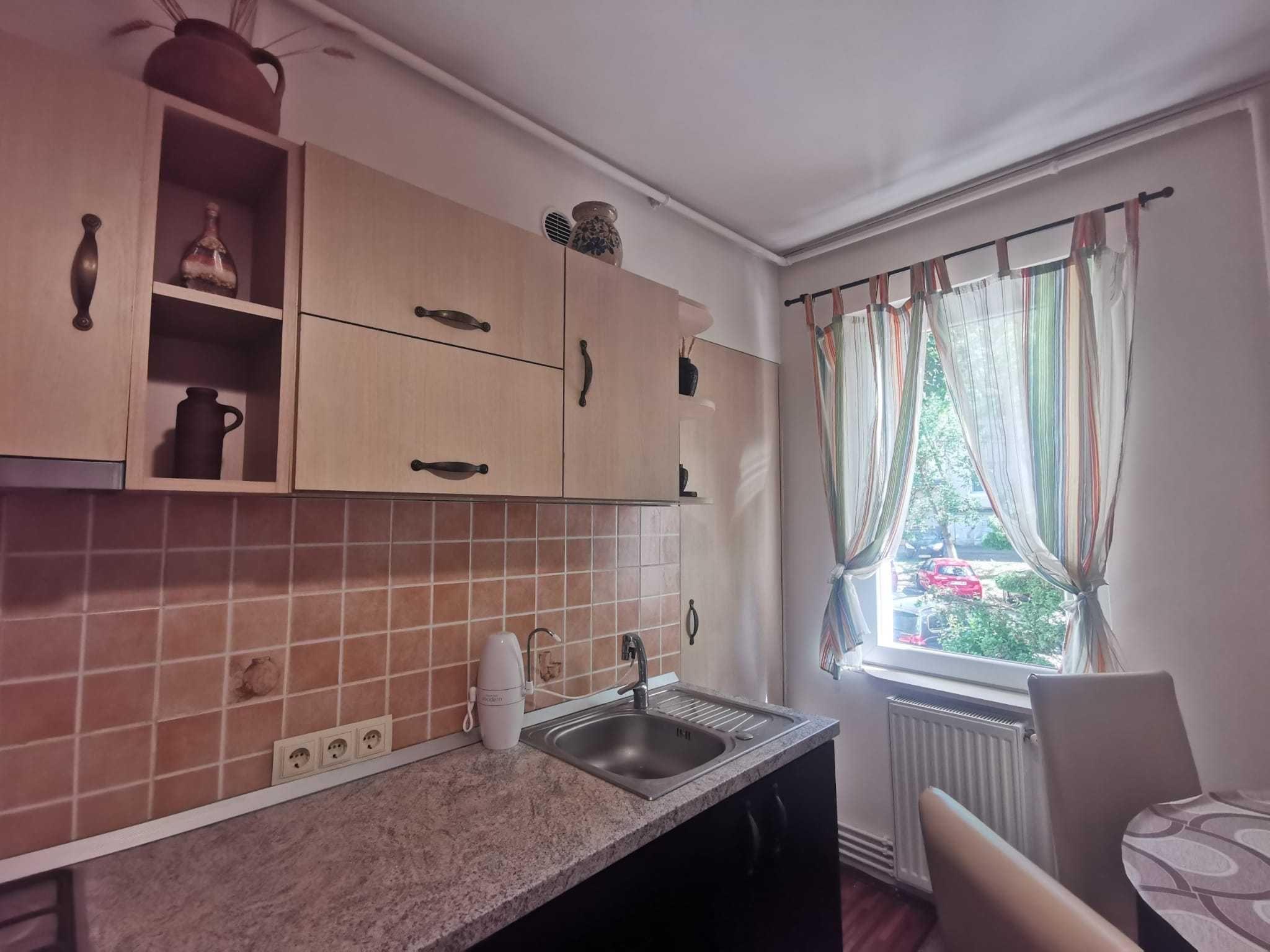 Apartament 2 camere de inchiriat - imagine 1