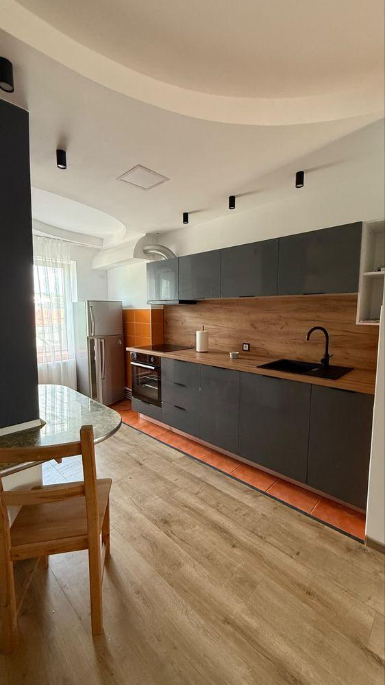 Apartament 3 camere – 7 Noiembrie | Aproape de UMFST | Zonă foarte bună