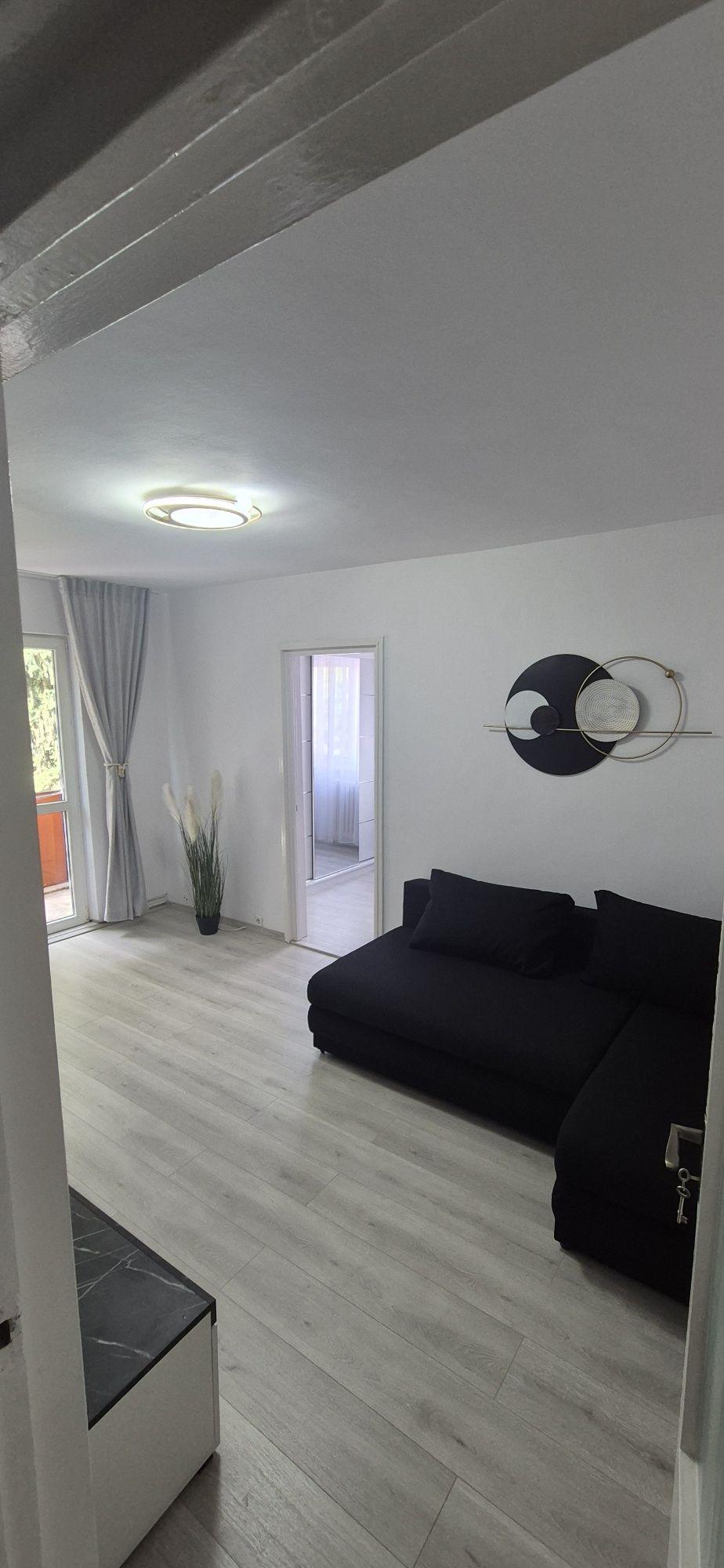 Inchiriez Ap 3 camere Dambu. - imagine 1