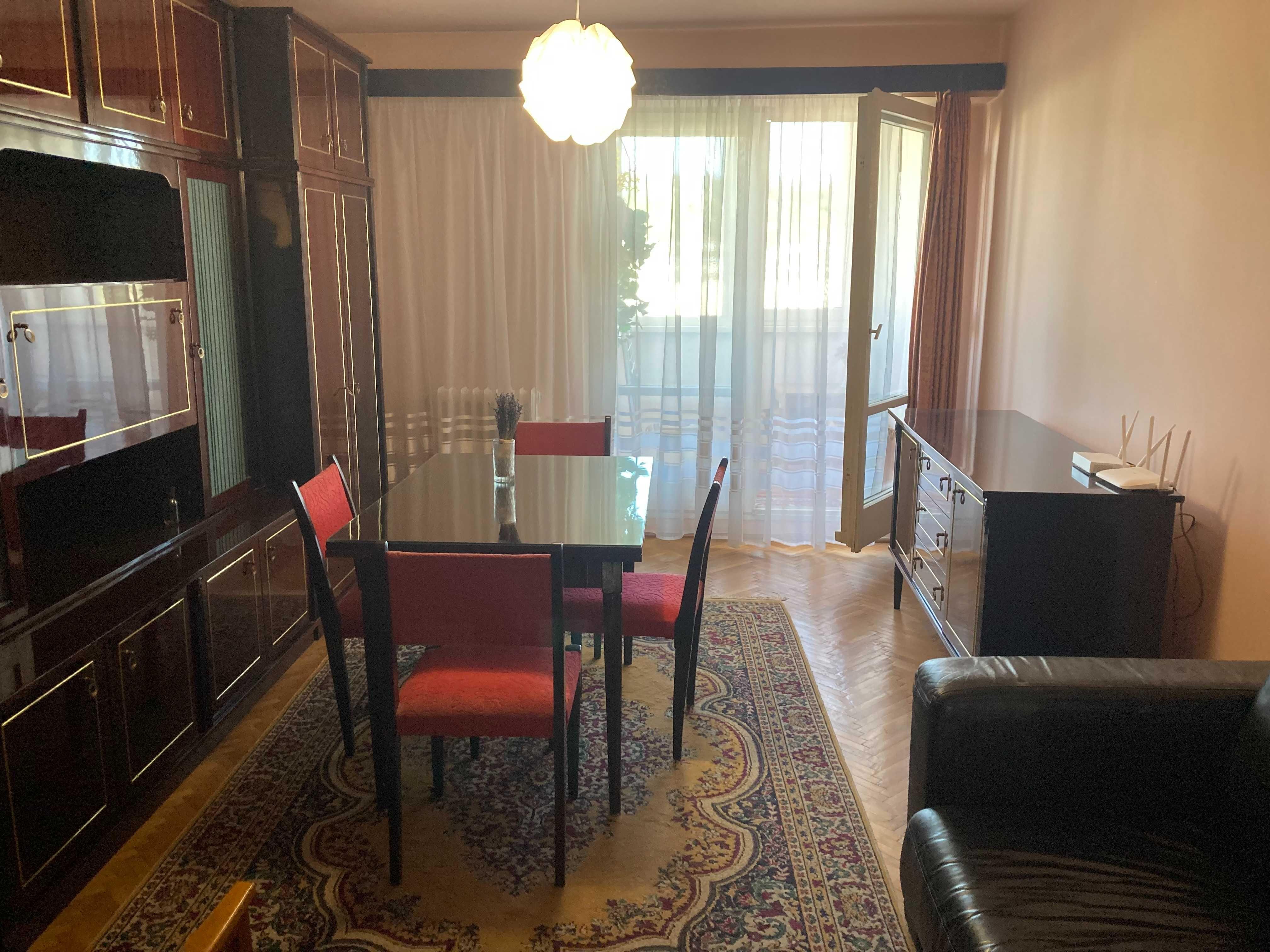 inchiriere apartament 3 camere decomandat - imagine 1