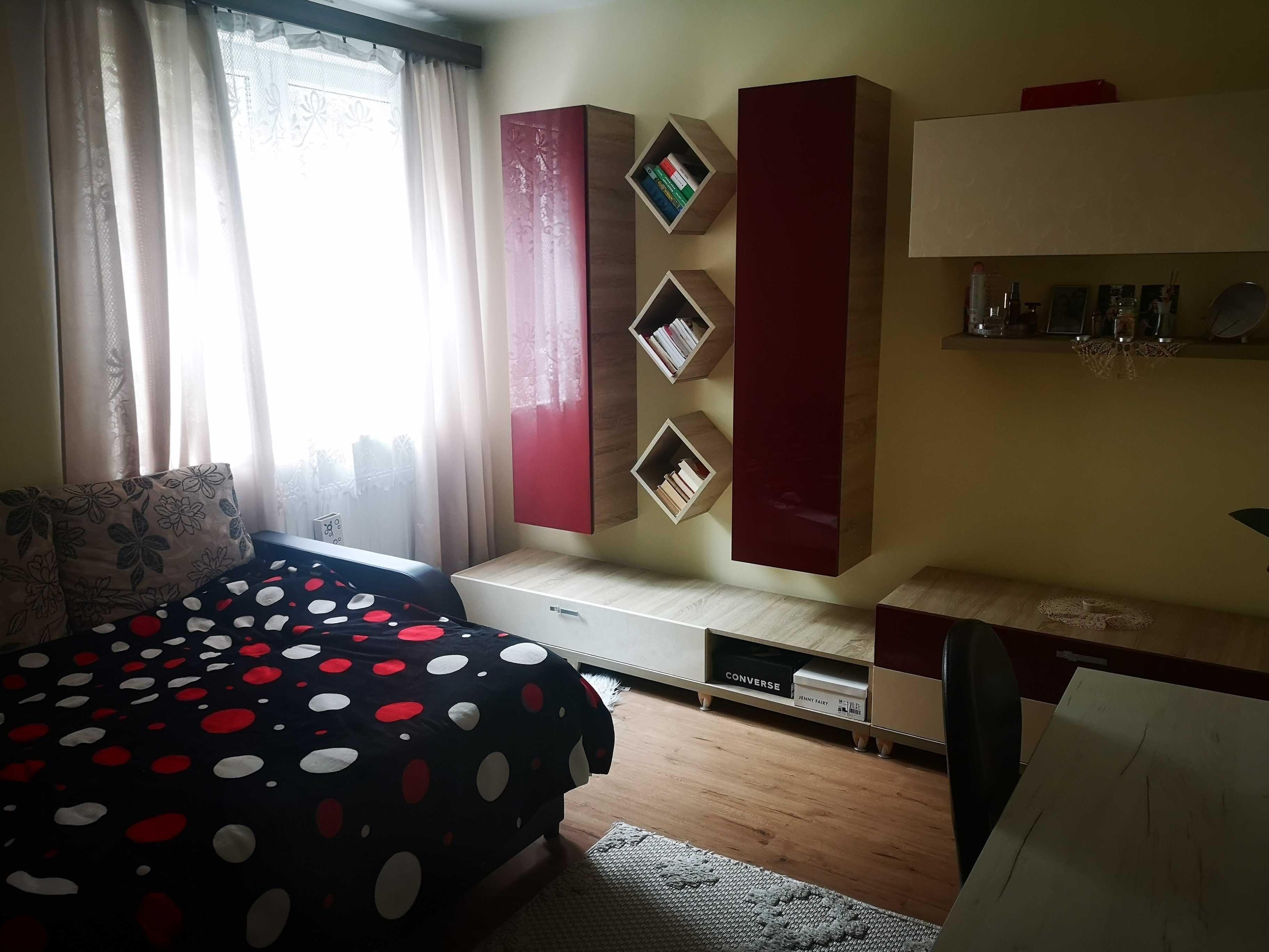 Apartament de inchiriat cu 4 camere - imagine 1