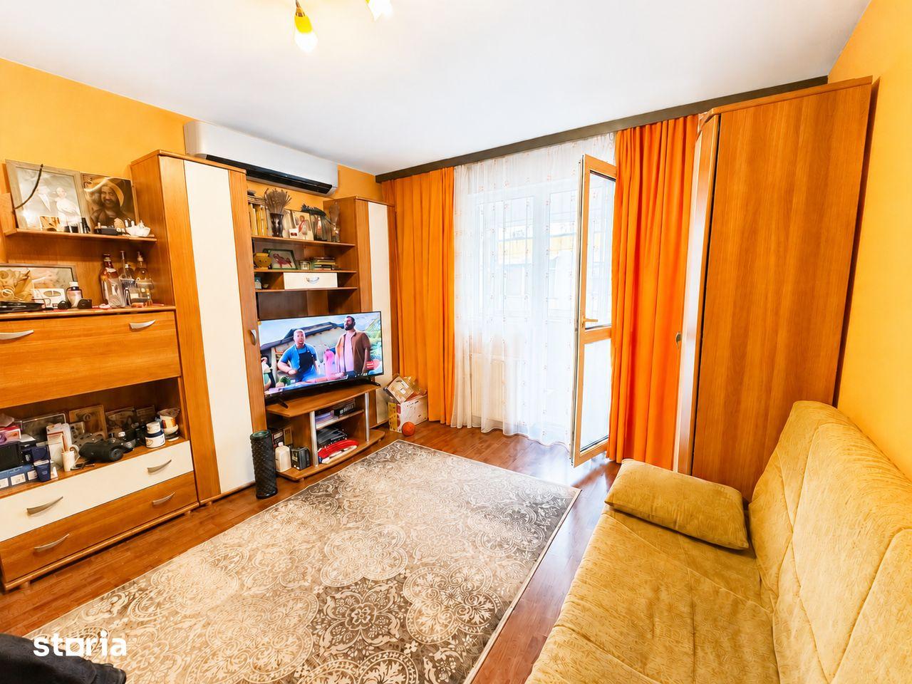 Proprietar apartament mobilat, utilat complet, izolat, zonă liniștită